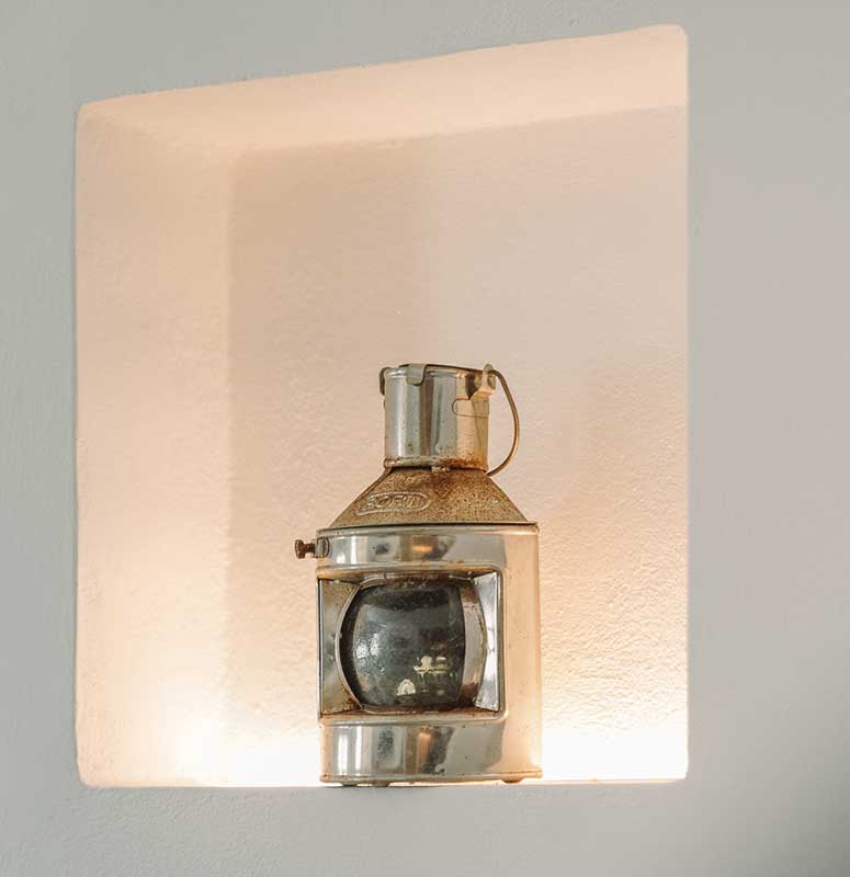 Το εσωτερικό του Aqua maison by the sea στη Σίφνο